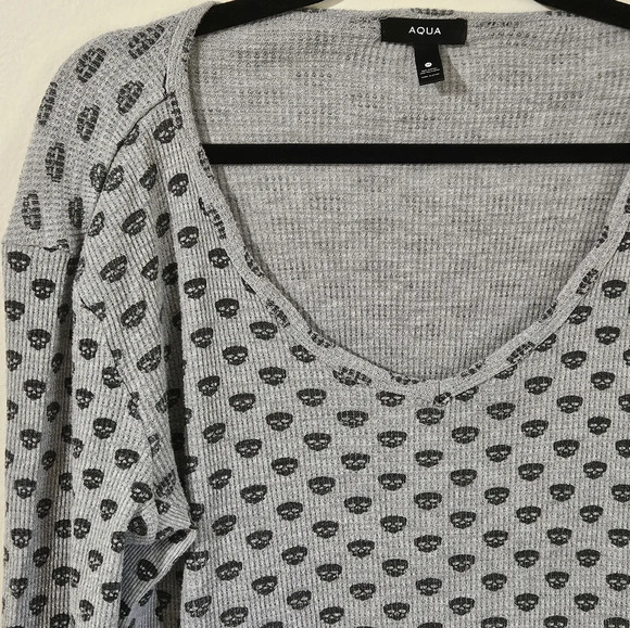 Aqua Thermal Long Sleeve Tee - Picture 4 of 5